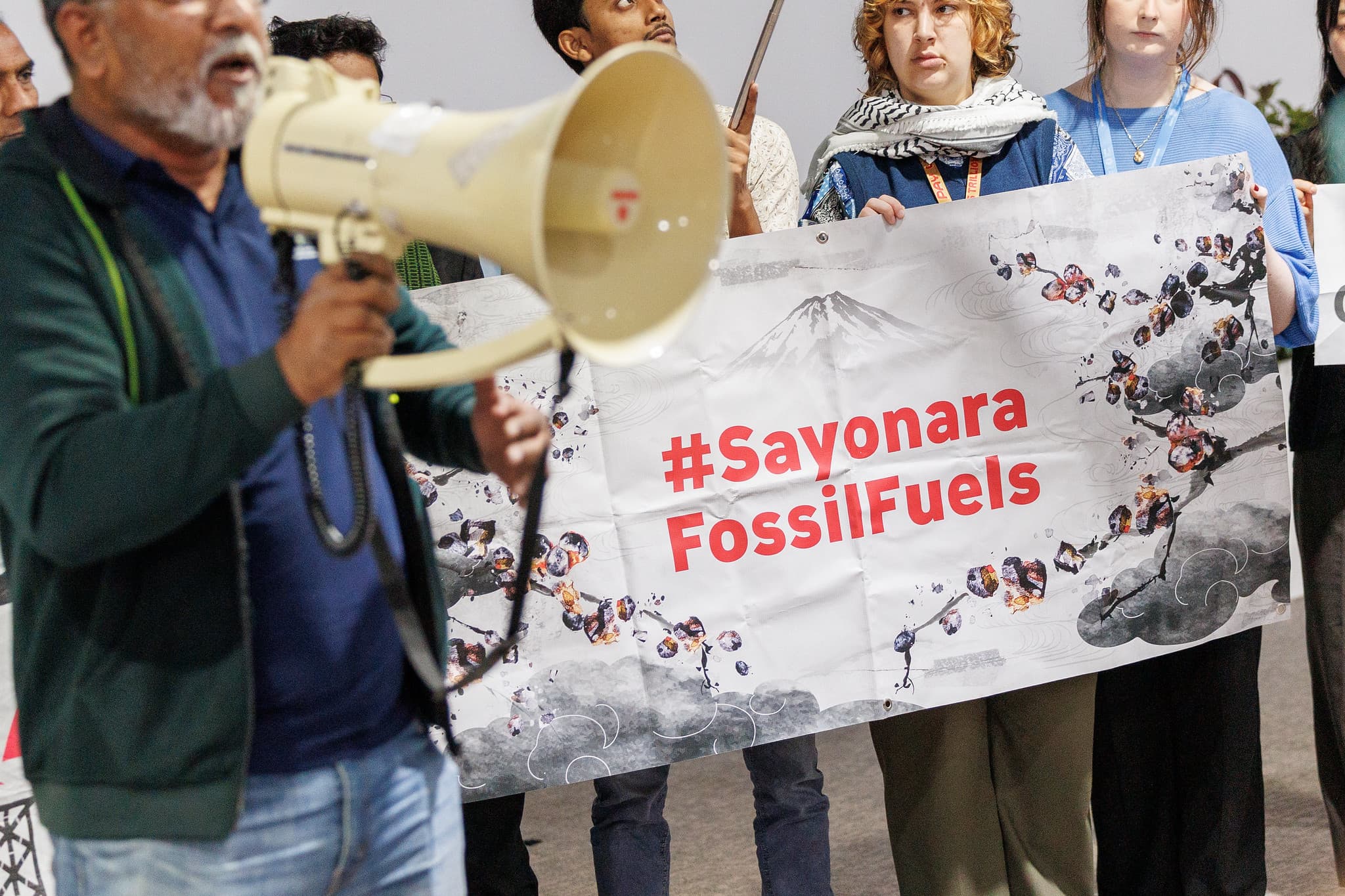 COP29: 1,700 fossil fuel lobbyists swarm venue; India opts for subdued presence